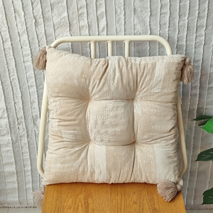 91家纺网 家纺一手货源 找家纺 （总）李帅家居 2025新款双层纱提花吊穗坐垫