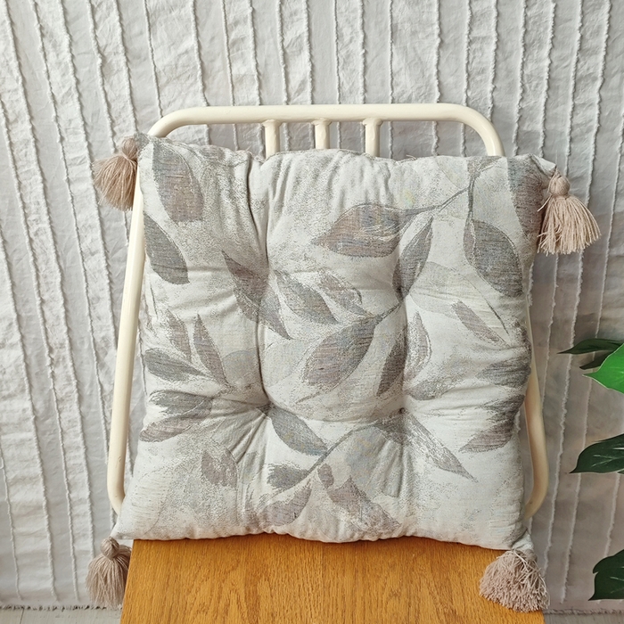 91家纺网 家纺一手货源 找家纺 （总）李帅家居 2025新款双层纱提花吊穗坐垫