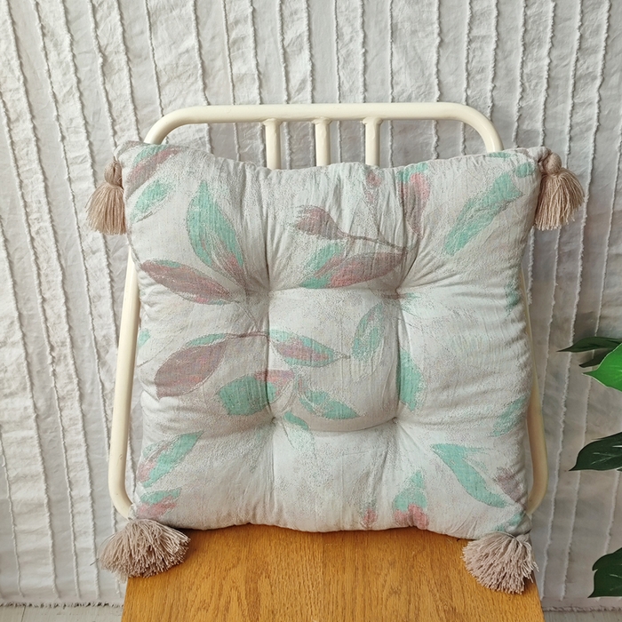 91家纺网 家纺一手货源 找家纺 （总）李帅家居 2025新款双层纱提花吊穗坐垫