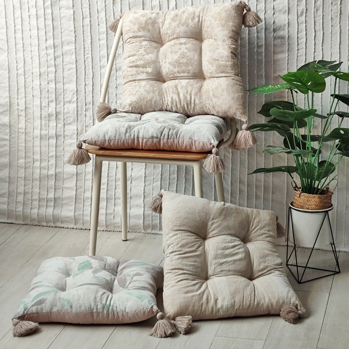 91家纺网 家纺一手货源 找家纺 （总）李帅家居 2025新款双层纱提花吊穗坐垫