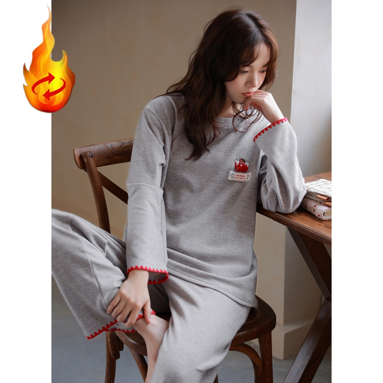 91家纺网 家纺一手货源 找家纺 洛兰沙家居馆 只代发德绒加厚300克春秋新款女款套头居家睡裙休闲宽松家居服 42327