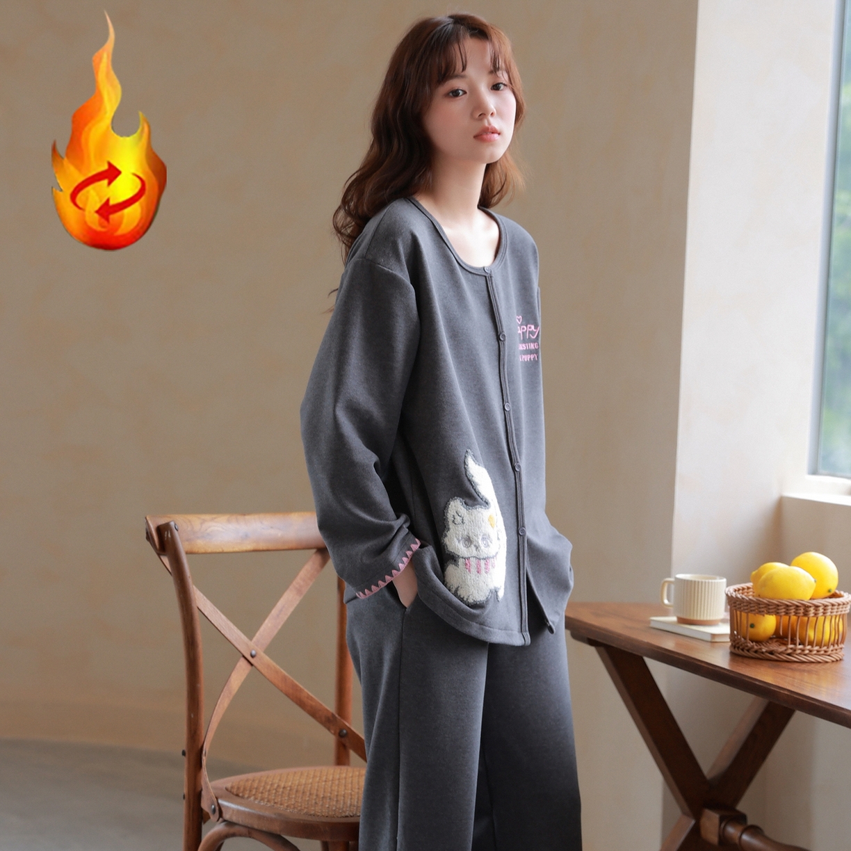 91家纺网 家纺一手货源 找家纺 洛兰沙家居馆 2025新款睡衣女长袖新款春秋双层羊绒德绒可外穿卡通开衫家居服套装韩版秋冬 42312