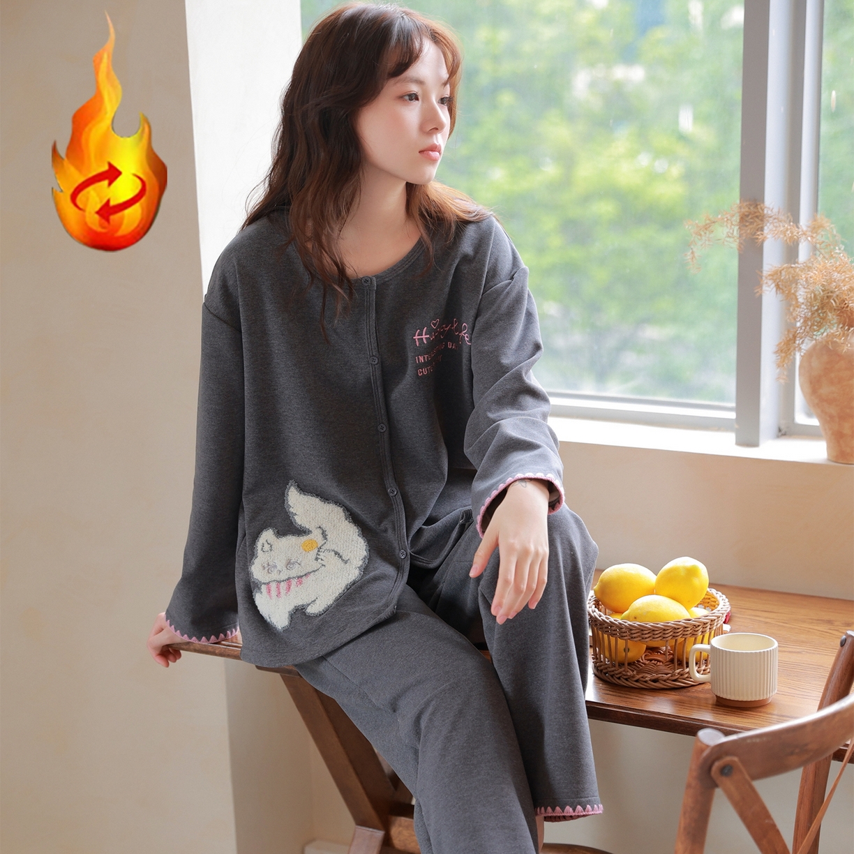 91家纺网 家纺一手货源 找家纺 洛兰沙家居馆 2025新款睡衣女长袖新款春秋双层羊绒德绒可外穿卡通开衫家居服套装韩版秋冬 42312