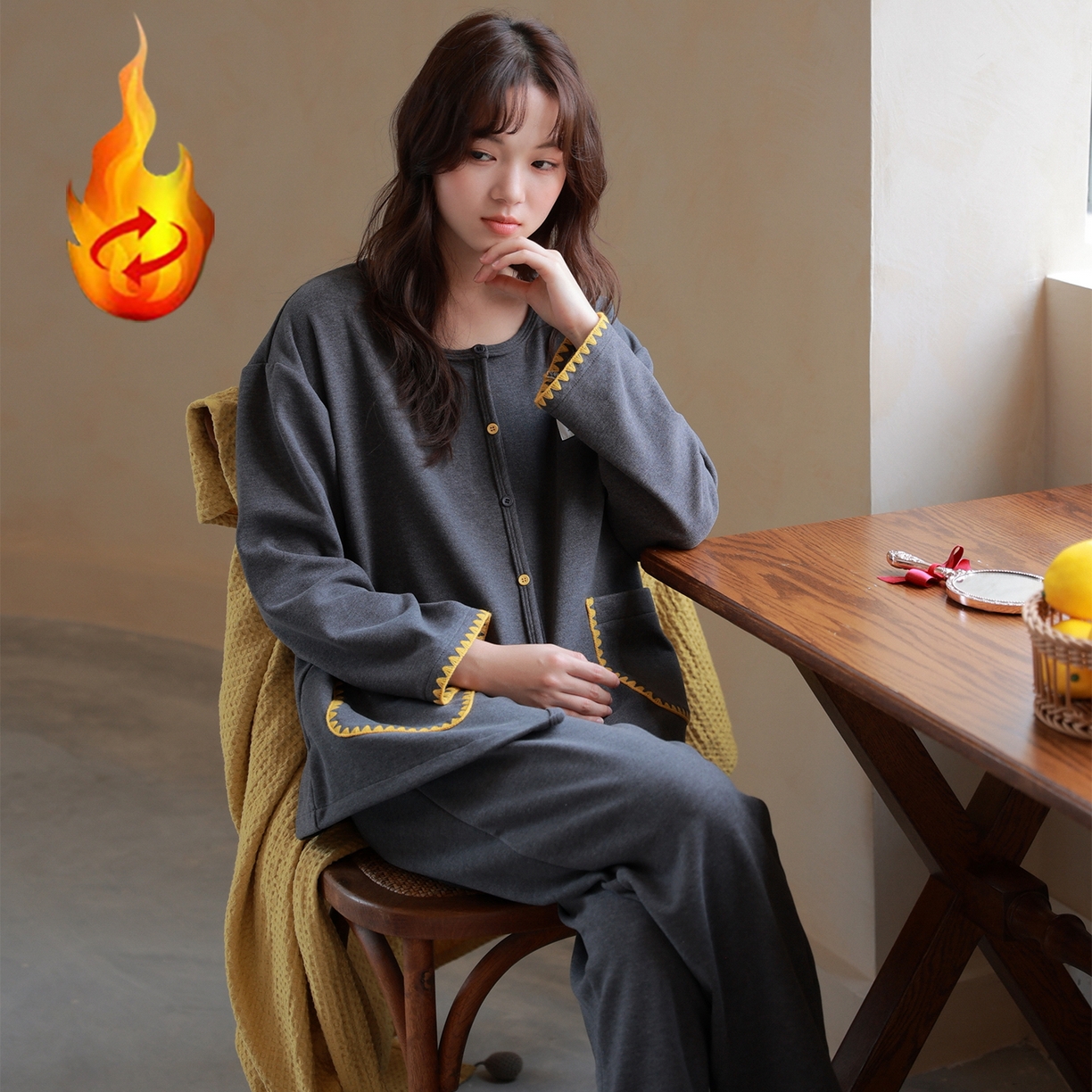 91家纺网 家纺一手货源 找家纺 洛兰沙家居馆 2025新款睡衣女长袖新款春秋双层羊绒德绒可外穿卡通开衫家居服套装韩版秋冬 42314