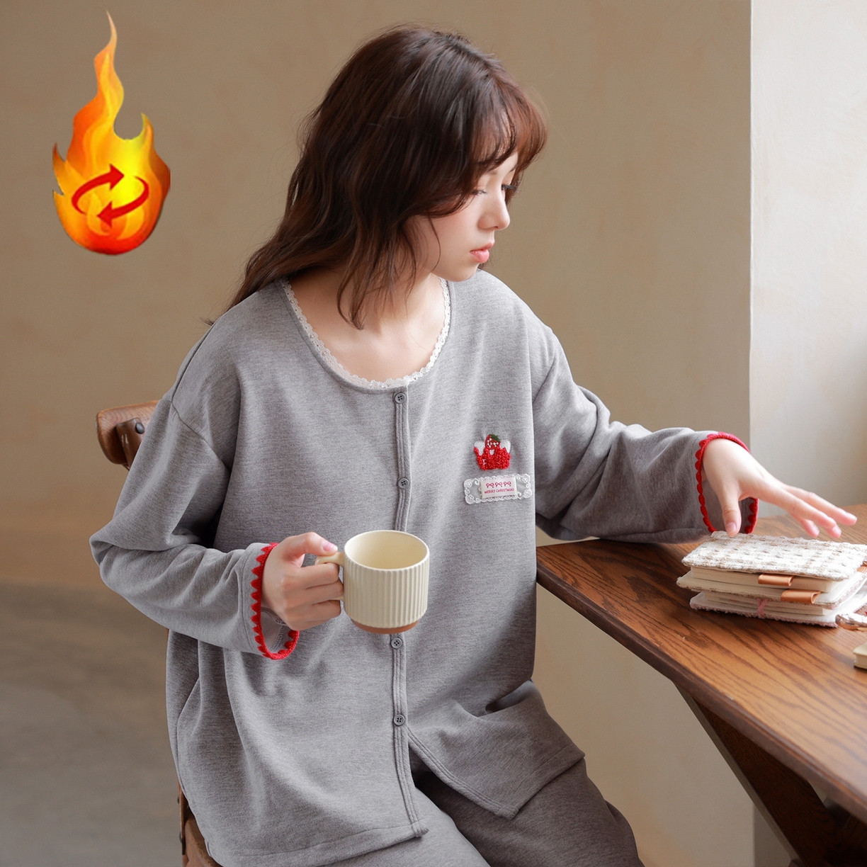 91家纺网 家纺一手货源 找家纺 洛兰沙家居馆 2025新款睡衣女长袖新款春秋双层羊绒德绒可外穿卡通开衫家居服套装韩版秋冬 42315