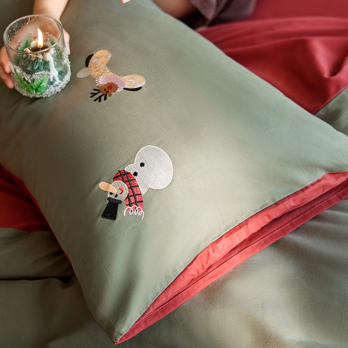 91家纺网 家纺一手货源 找家纺 （总）安莱生活 2025新款贡缎磨毛60s绣花四件套-风格一