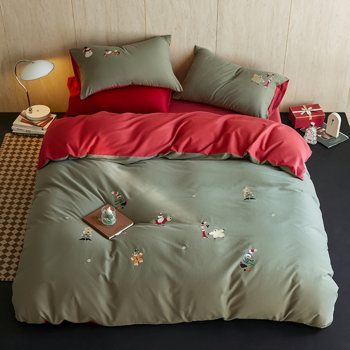 91家纺网 家纺一手货源 找家纺 安莱生活 2025新款贡缎磨毛60s绣花四件套-风格一 狂欢圣诞节