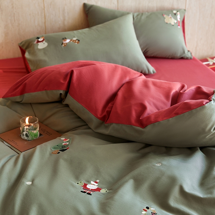 91家纺网 家纺一手货源 找家纺 安莱生活 2025新款贡缎磨毛60s绣花四件套-风格一 狂欢圣诞节