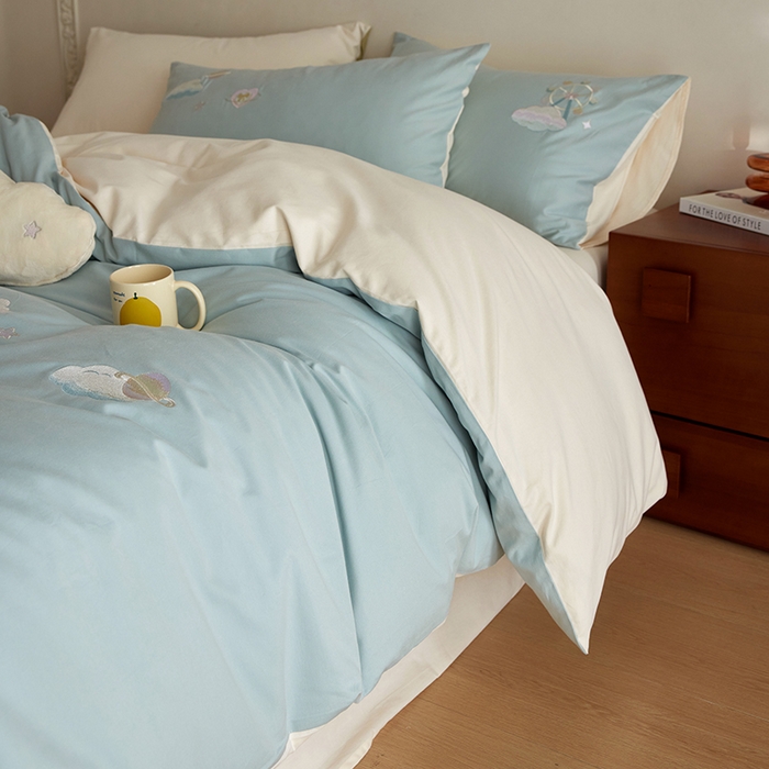 91家纺网 家纺一手货源 找家纺 安莱生活 2025新款贡缎磨毛60s绣花四件套-风格一 梦境摩天轮