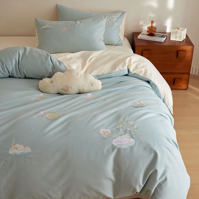 91家纺网 家纺一手货源 找家纺 安莱生活 2025新款贡缎磨毛60s绣花四件套-风格一 梦境摩天轮