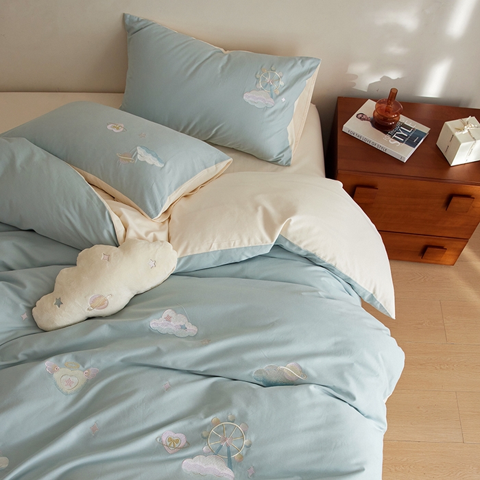 91家纺网 家纺一手货源 找家纺 安莱生活 2025新款贡缎磨毛60s绣花四件套-风格一 梦境摩天轮