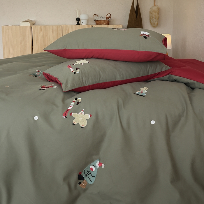 91家纺网 家纺一手货源 找家纺 （总）安莱生活 2025新款贡缎磨毛60s绣花四件套-风格二