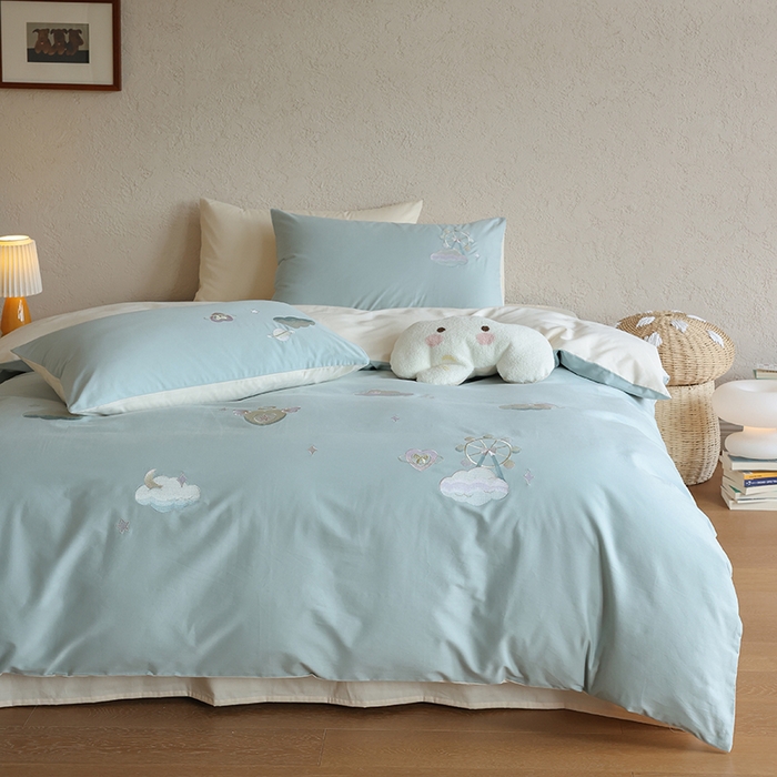 91家纺网 家纺一手货源 找家纺 安莱生活 2025新款贡缎磨毛60s绣花四件套-风格二 梦境摩天轮