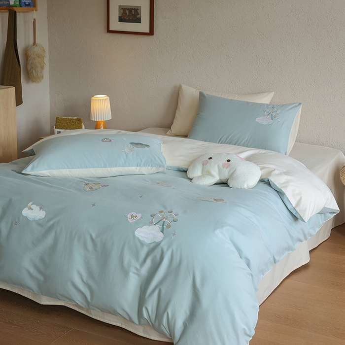 91家纺网 家纺一手货源 找家纺 安莱生活 2025新款贡缎磨毛60s绣花四件套-风格二 梦境摩天轮