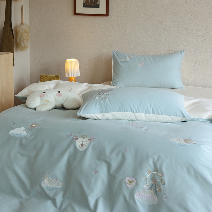 91家纺网 家纺一手货源 找家纺 安莱生活 2025新款贡缎磨毛60s绣花四件套-风格二 梦境摩天轮