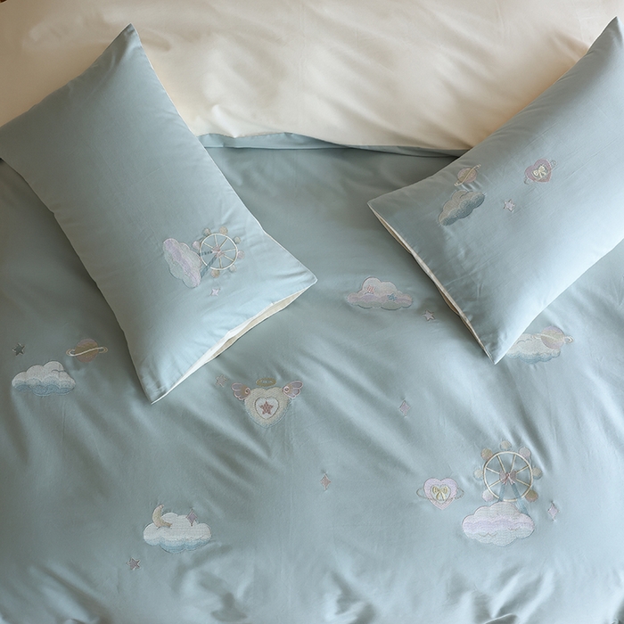 91家纺网 家纺一手货源 找家纺 安莱生活 2025新款贡缎磨毛60s绣花四件套-风格二 梦境摩天轮