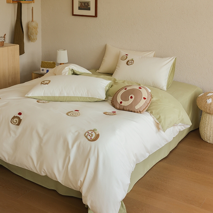 91家纺网 家纺一手货源 找家纺 安莱生活 2025新款贡缎磨毛60s绣花四件套-风格二 抹茶瑞士卷