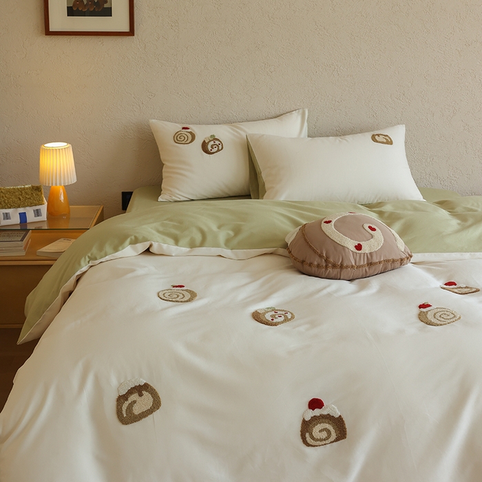 91家纺网 家纺一手货源 找家纺 安莱生活 2025新款贡缎磨毛60s绣花四件套-风格二 抹茶瑞士卷