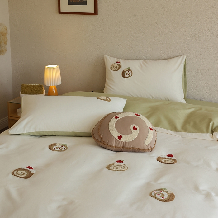 91家纺网 家纺一手货源 找家纺 安莱生活 2025新款贡缎磨毛60s绣花四件套-风格二 抹茶瑞士卷