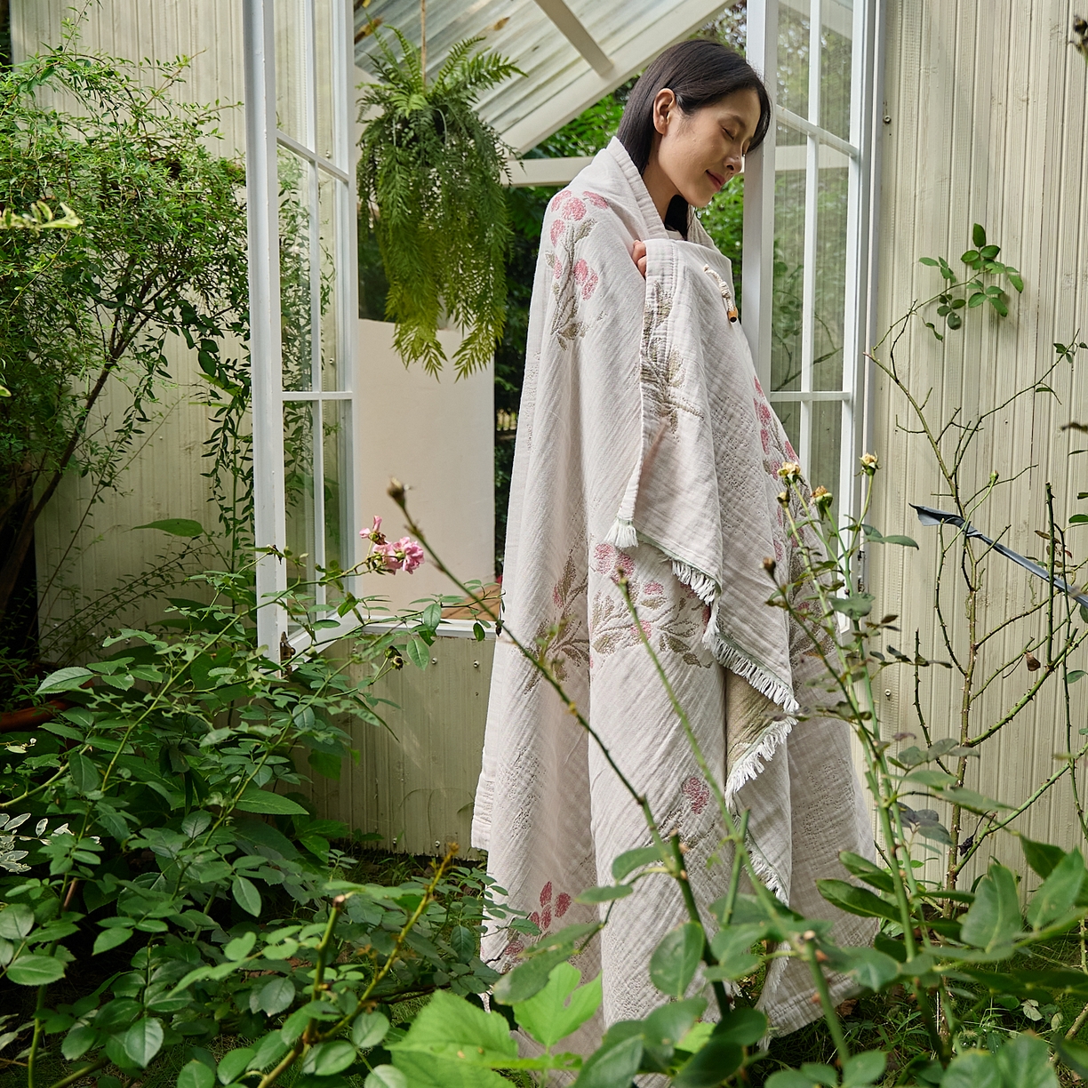 91家纺网 家纺一手货源 找家纺 沐瑟家纺 2025新款全棉流苏纱布披肩毯空调毯多功能午休毯牛角披肩毯民宿风 白芷