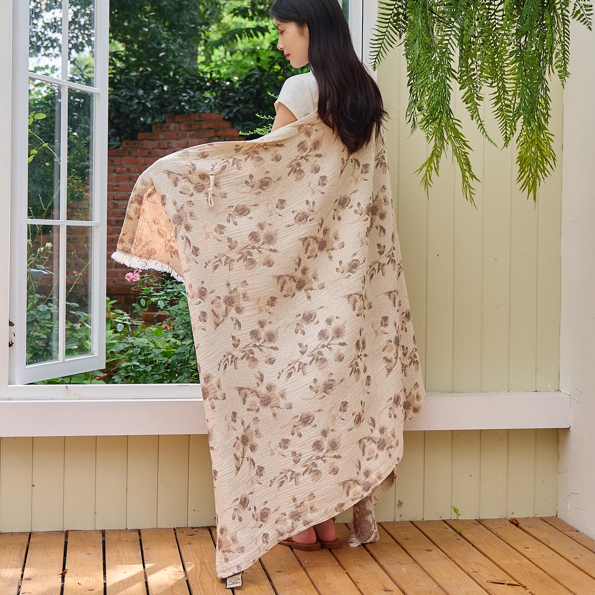 91家纺网 家纺一手货源 找家纺 沐瑟家纺 2025新款全棉流苏纱布披肩毯空调毯多功能午休毯牛角披肩毯民宿风 洛颖