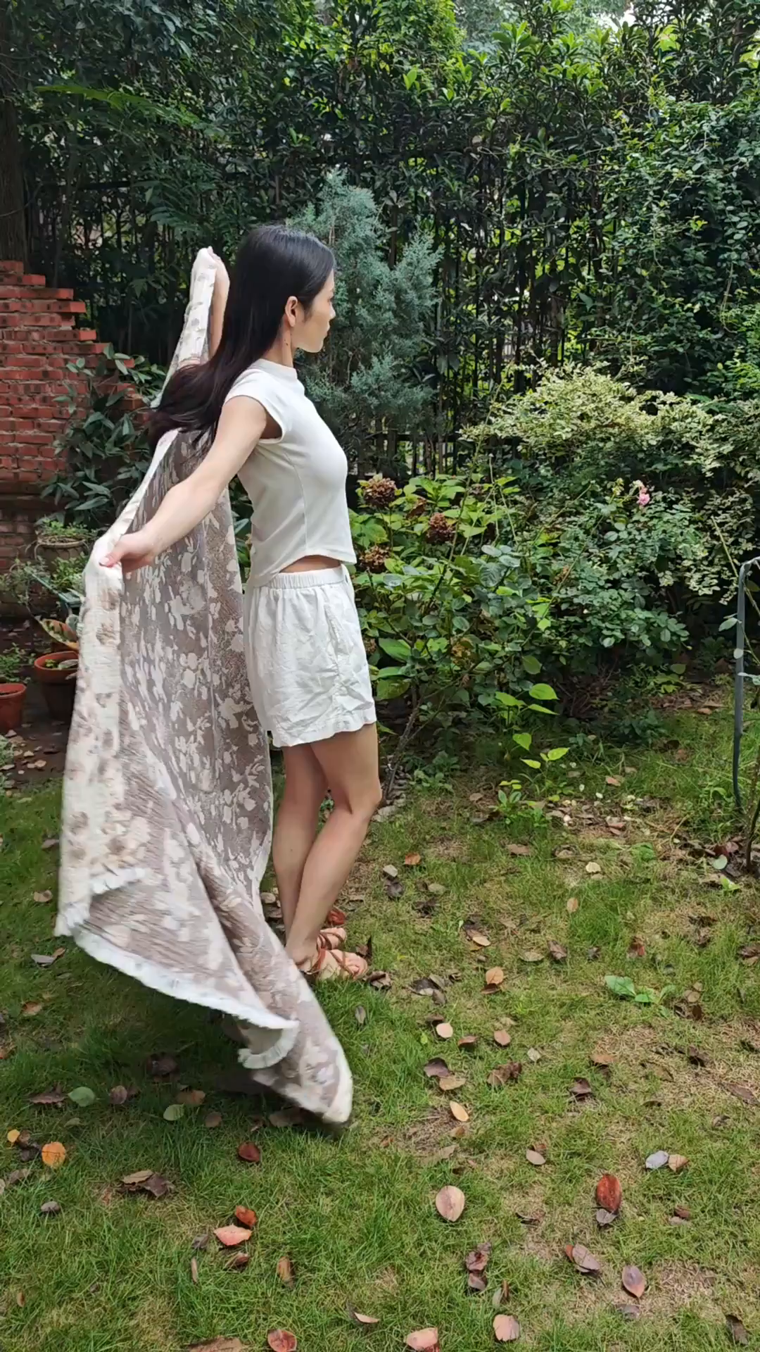 91家纺网 家纺一手货源 找家纺 沐瑟家纺 2025新款全棉流苏纱布披肩毯空调毯多功能午休毯牛角披肩毯民宿风 洛颖