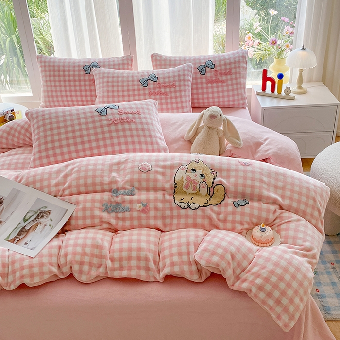 云木里 2025新款A类卡通加厚毛巾绣牛奶绒四件套 布偶猫