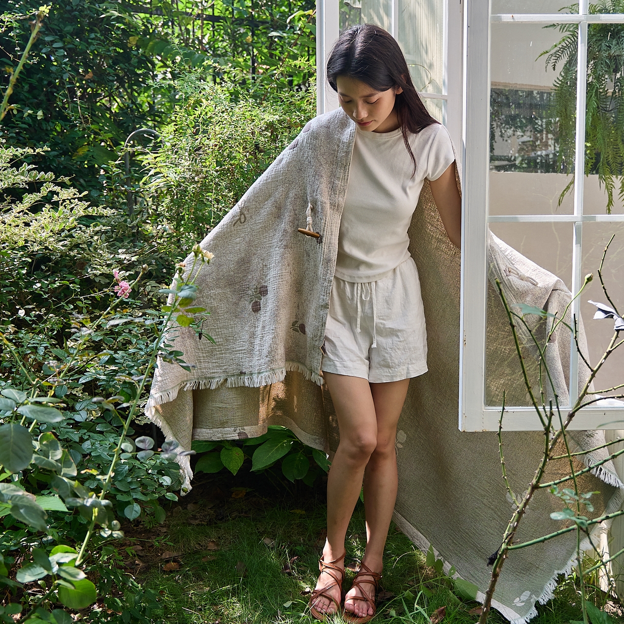 91家纺网 家纺一手货源 找家纺 沐瑟家纺 2025新款全棉流苏纱布披肩毯空调毯多功能午休毯牛角披肩毯民宿风 薇禾