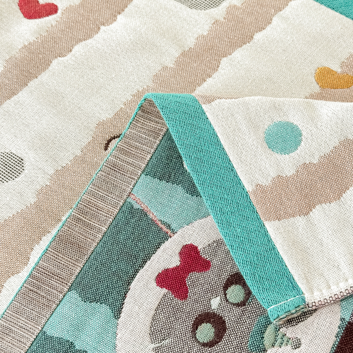 91家纺网 家纺一手货源 找家纺 沐瑟家纺 2025新款绵柔儿童纯棉纱布儿童枕巾 气球猫咪