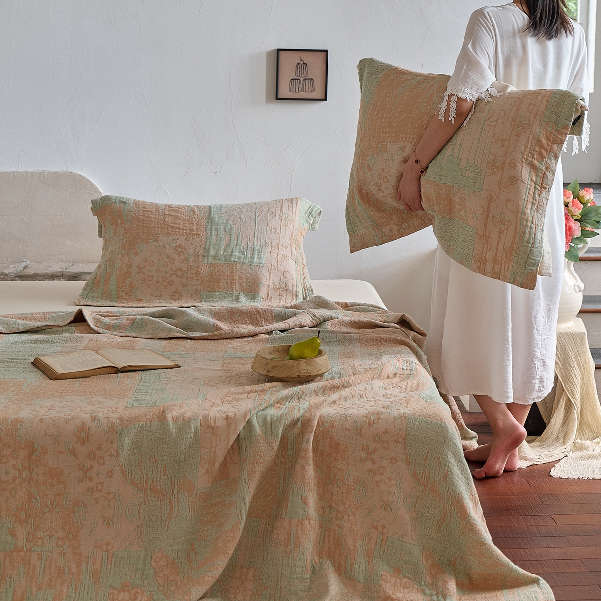 91家纺网 家纺一手货源 找家纺 沐瑟家纺 2025新款全棉纱布双层纱床盖三件套床盖 乱世绿色