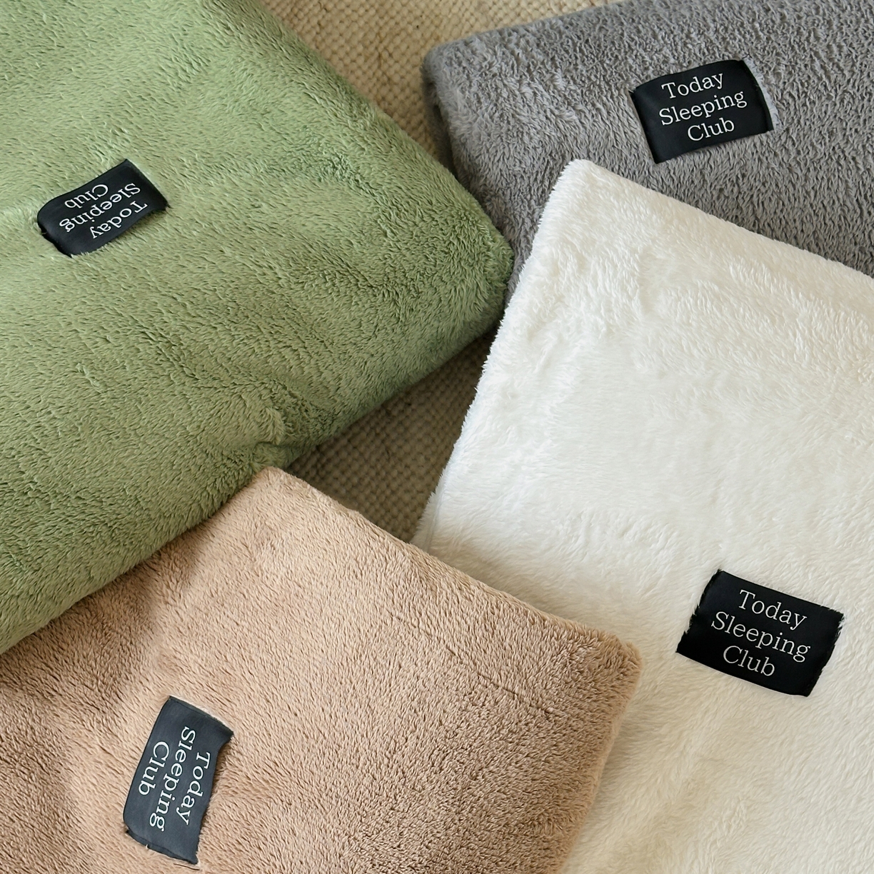 91家纺网 家纺一手货源 找家纺 三味舒屋 2025新款多用纯色双面牛奶绒毛毯 组合图