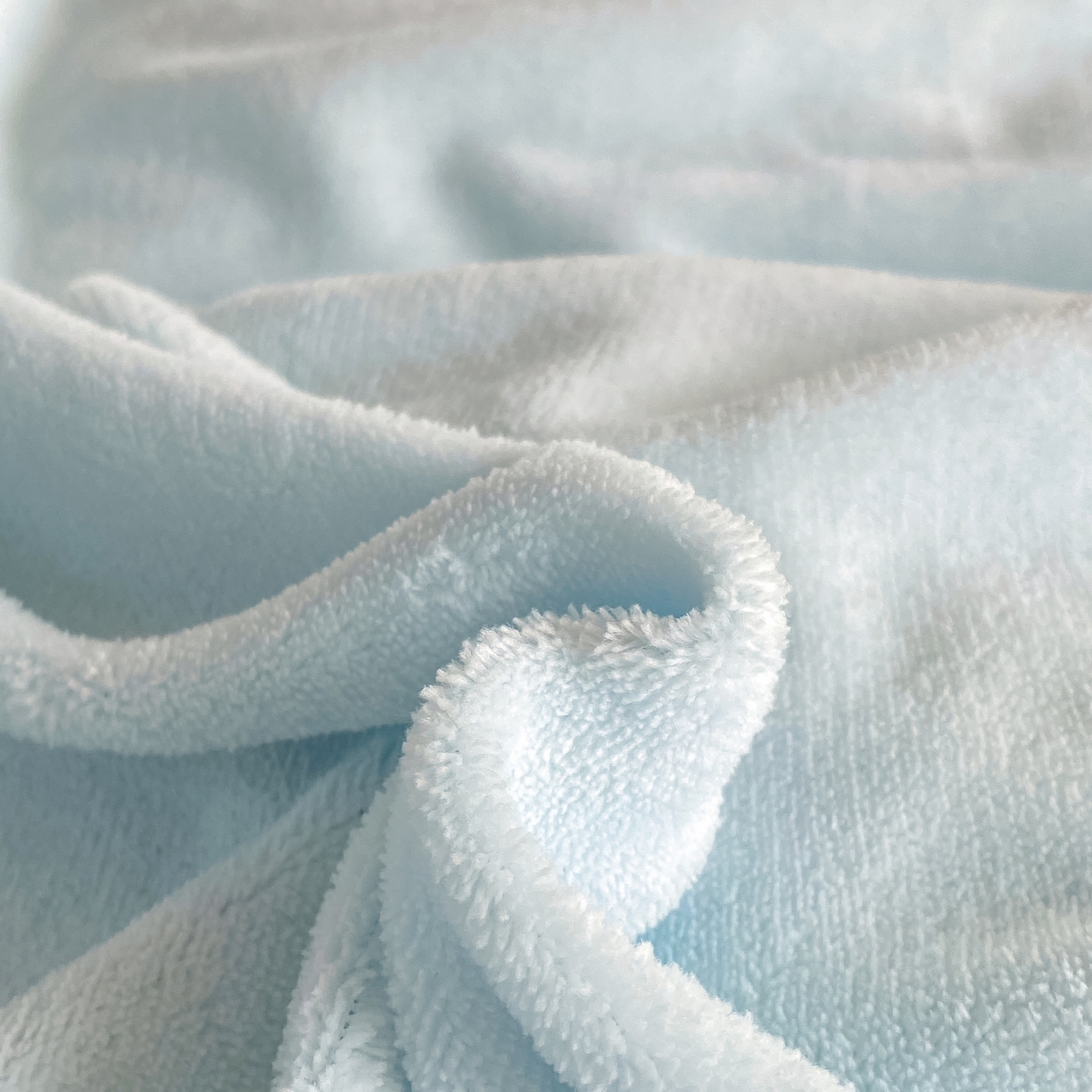 91家纺网 家纺一手货源 找家纺 （总）二八年华 2025新款小毛球牛奶绒四件套