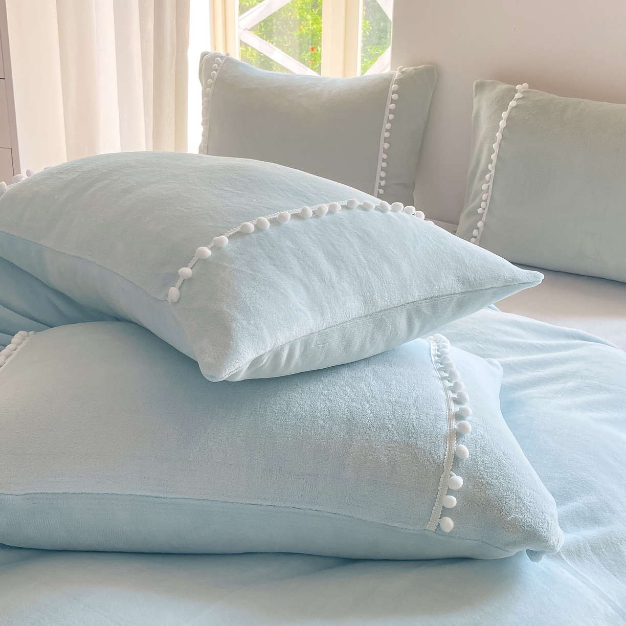 91家纺网 家纺一手货源 找家纺 二八年华 2025新款小毛球牛奶绒四件套 天蓝