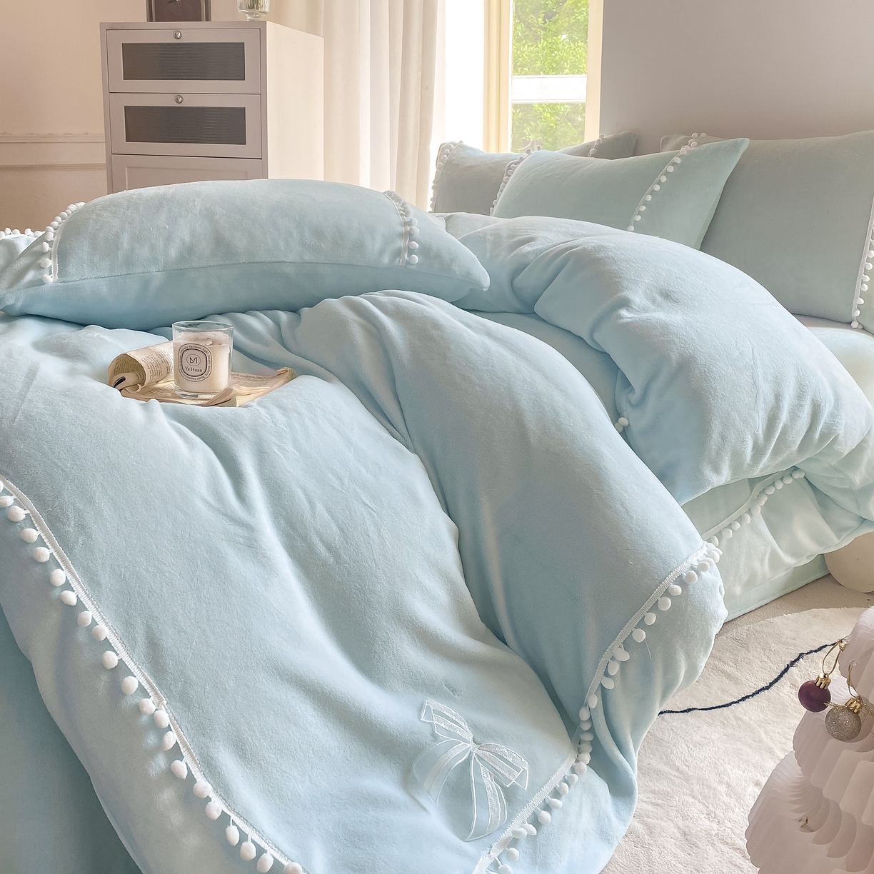 91家纺网 家纺一手货源 找家纺 二八年华 2025新款小毛球牛奶绒四件套 天蓝