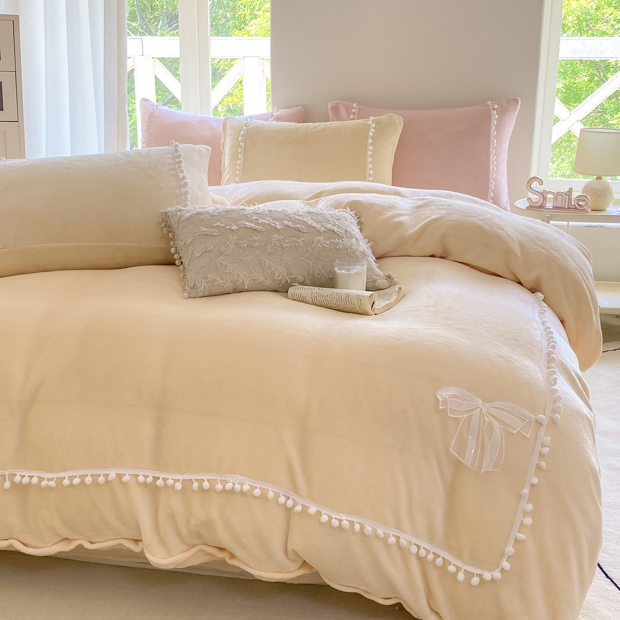 91家纺网 家纺一手货源 找家纺 二八年华 2025新款小毛球牛奶绒四件套 鹅黄