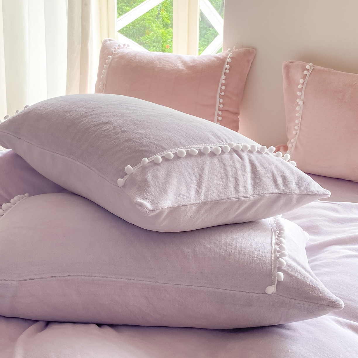 91家纺网 家纺一手货源 找家纺 二八年华 2025新款小毛球牛奶绒四件套 烟紫