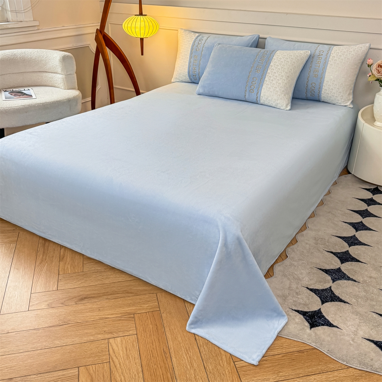 91家纺网 家纺一手货源 找家纺 灰鲸 2025新款牛奶绒拼接刺绣雕花套件-露娜 露娜-繁星蓝