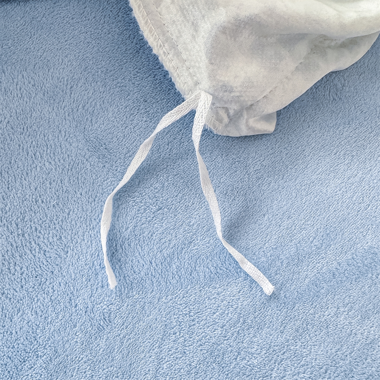 91家纺网 家纺一手货源 找家纺 灰鲸 2025新款牛奶绒拼接刺绣雕花套件-露娜 露娜-繁星蓝