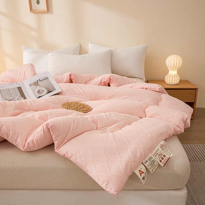 91家纺网 家纺一手货源 找家纺 爱彼家纺 2025新款直播热卖A类菱形格提花大豆被春秋被冬被 菱形提花大豆被-玉粉