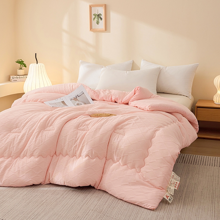 91家纺网 家纺一手货源 找家纺 爱彼家纺 2025新款直播热卖A类菱形格提花大豆被春秋被冬被 菱形提花大豆被-玉粉