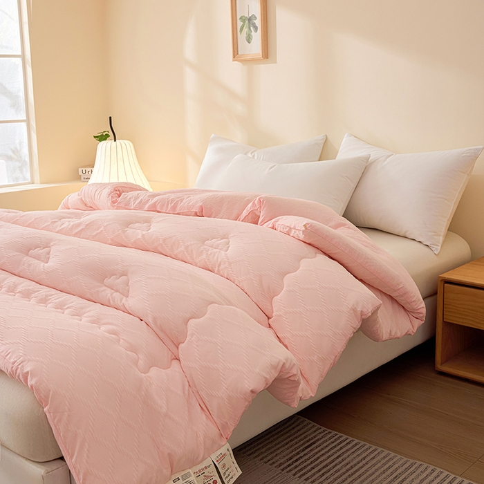 91家纺网 家纺一手货源 找家纺 爱彼家纺 2025新款直播热卖A类菱形格提花大豆被春秋被冬被 菱形提花大豆被-玉粉