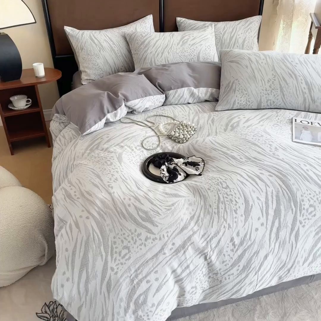 91家纺网 家纺一手货源 找家纺 眠博士 2025新款全棉提花磨毛加厚保暖四件套 提花磨毛套件-流年-灰