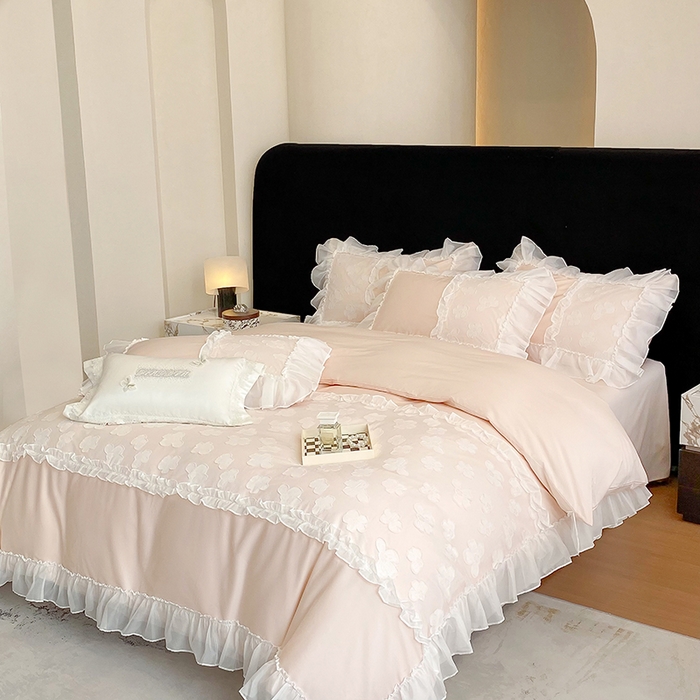 91家纺网 家纺一手货源 找家纺 丞音 2025新款法式轻奢A类长绒棉50s双股100支贡缎全棉被套纯棉四件套床笠高档礼盒包装-丽芙系列 丽芙-优雅粉