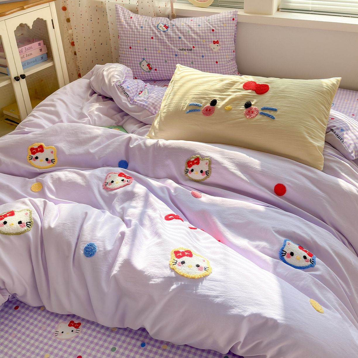 91家纺网 家纺一手货源 找家纺 卡迪熊家纺 2025新款水洗棉毛巾绣可爱猫咪系列 晚安喵-紫