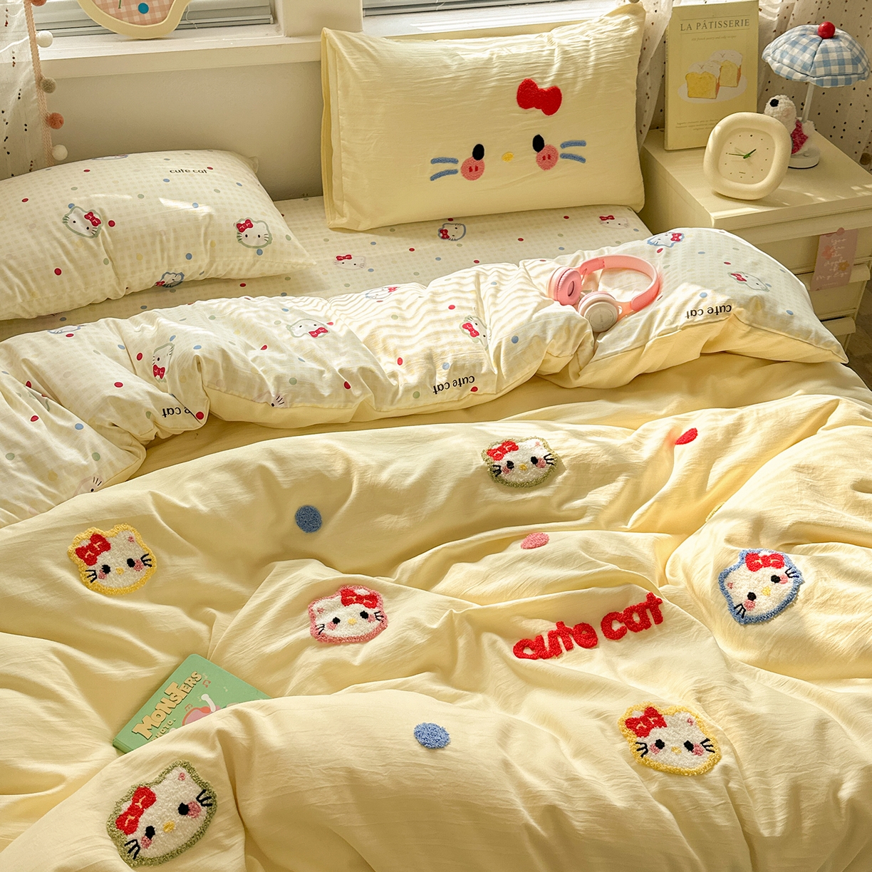 91家纺网 家纺一手货源 找家纺 卡迪熊家纺 2025新款水洗棉毛巾绣可爱猫咪系列 晚安喵-黄