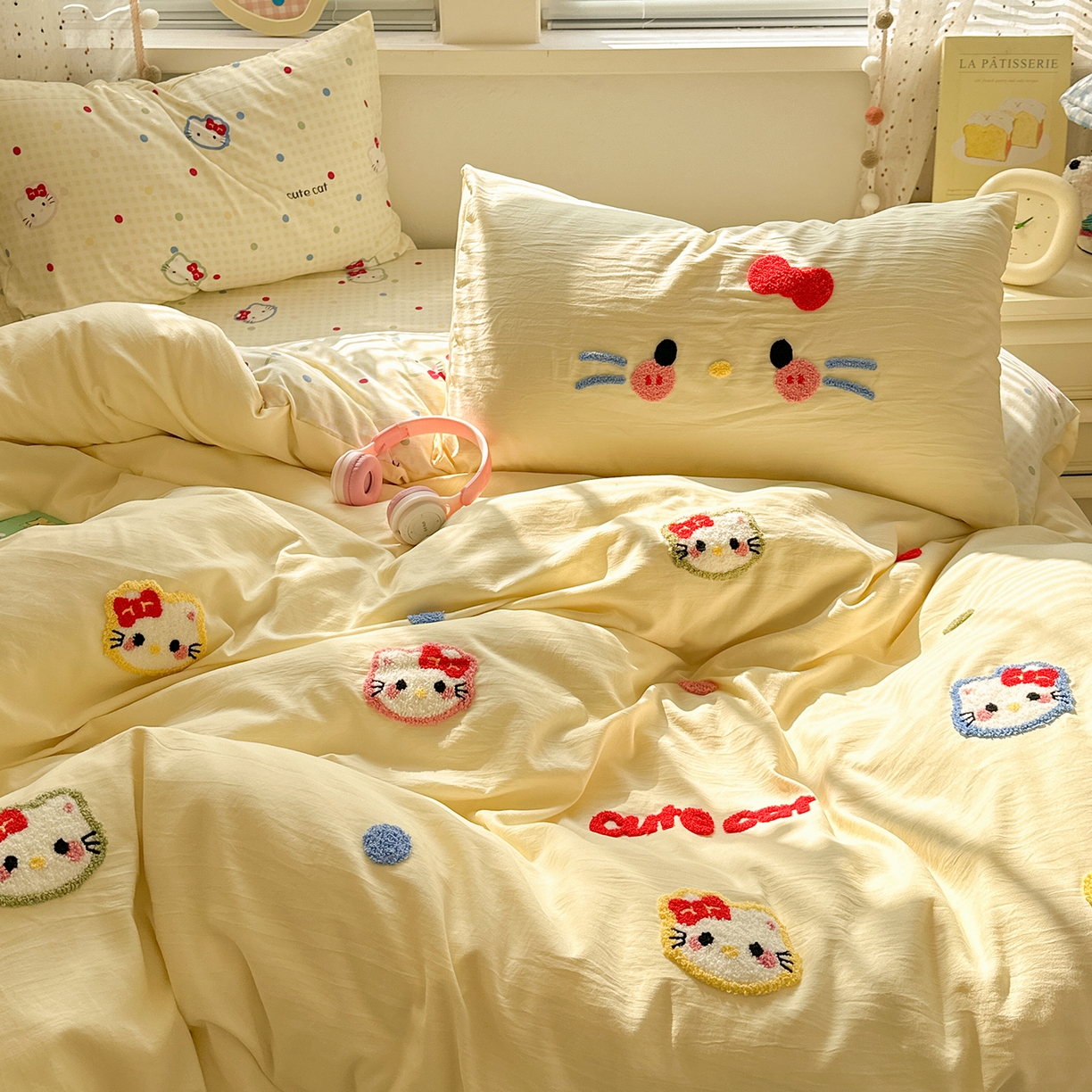 91家纺网 家纺一手货源 找家纺 卡迪熊家纺 2025新款水洗棉毛巾绣可爱猫咪系列 晚安喵-黄