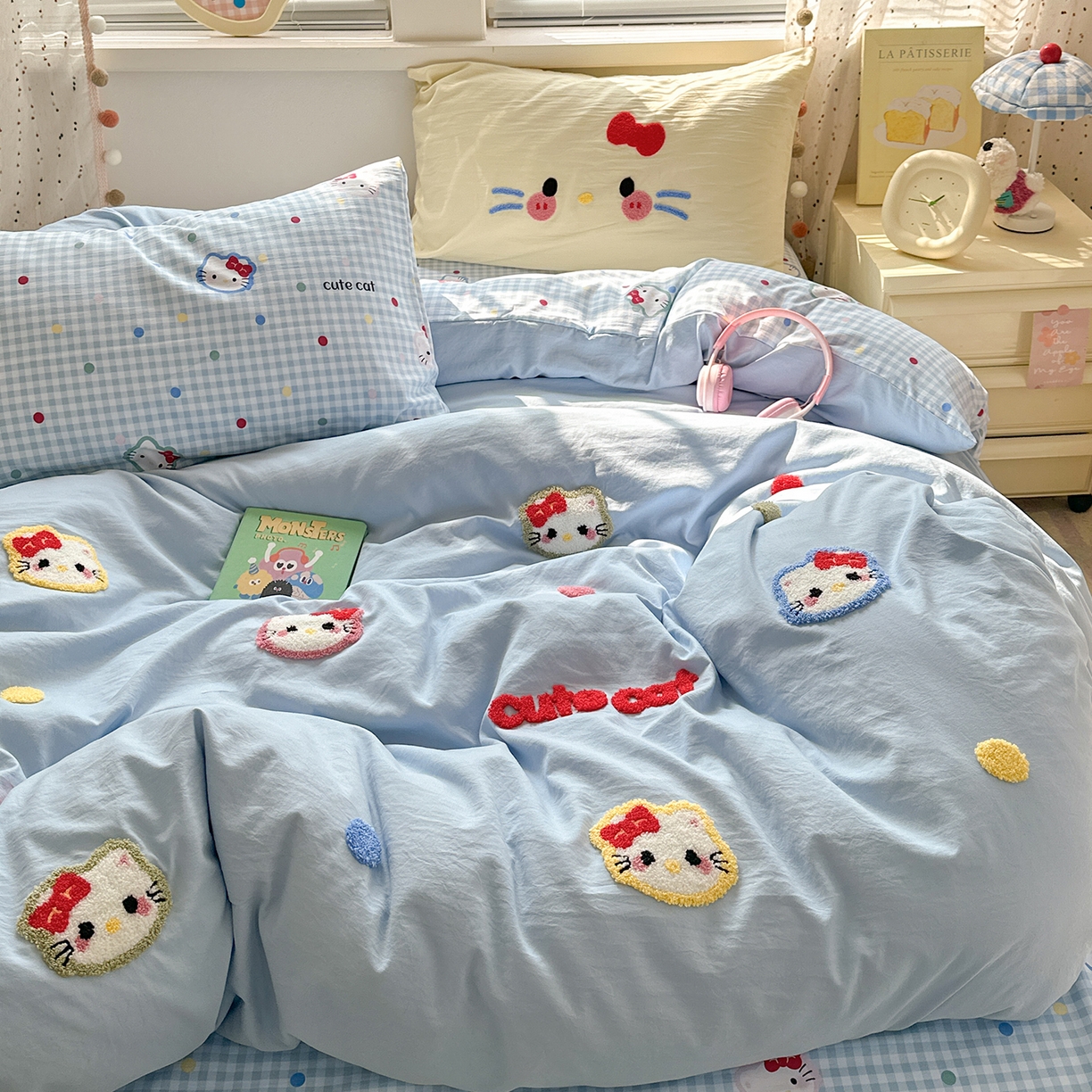 91家纺网 家纺一手货源 找家纺 卡迪熊家纺 2025新款水洗棉毛巾绣可爱猫咪系列 晚安喵-蓝