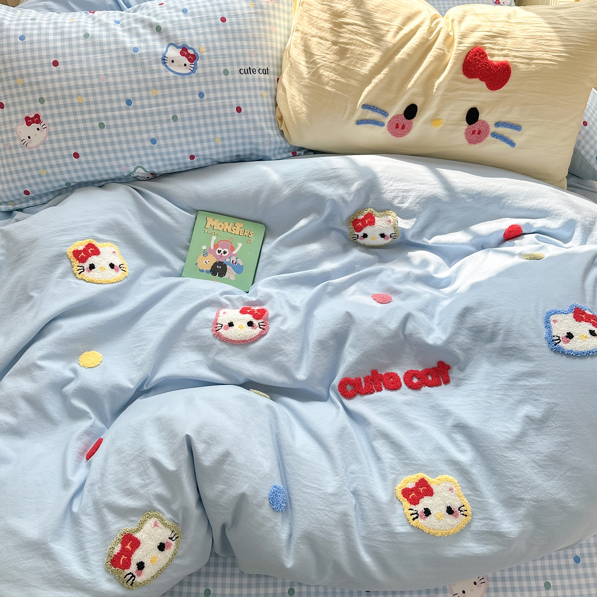 91家纺网 家纺一手货源 找家纺 卡迪熊家纺 2025新款水洗棉毛巾绣可爱猫咪系列 晚安喵-蓝