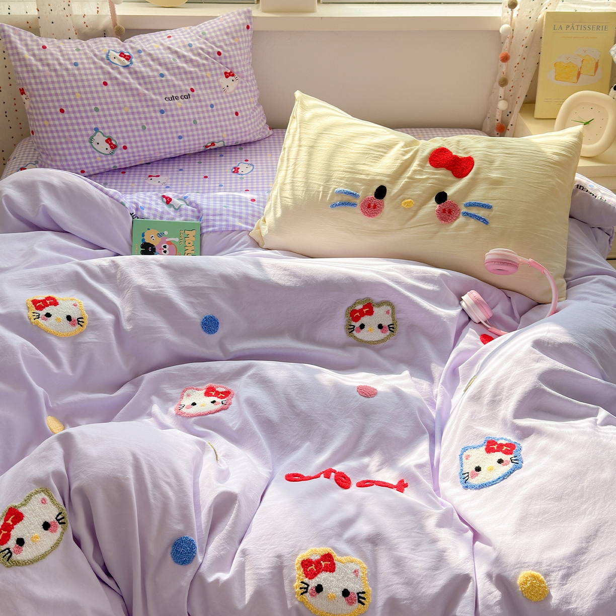 91家纺网 家纺一手货源 找家纺 卡迪熊家纺 2025新款水洗棉毛巾绣可爱猫咪系列 晚安喵-紫