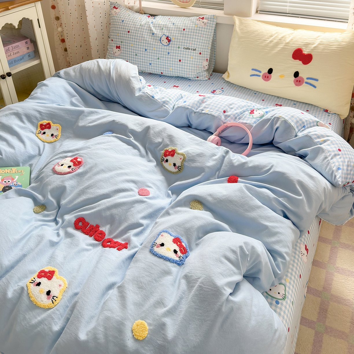 91家纺网 家纺一手货源 找家纺 彩韵家纺 2025新款水洗棉毛巾绣可爱猫咪系列 晚安喵-蓝